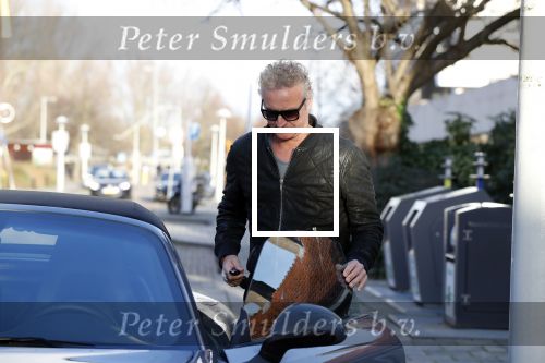 Amsterdam 9 januari 2019
Erland Galjaard stapt in zijn porsche 911 cabrio.