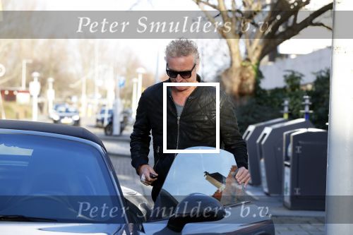 Amsterdam 9 januari 2019
Erland Galjaard stapt in zijn porsche 911 cabrio.