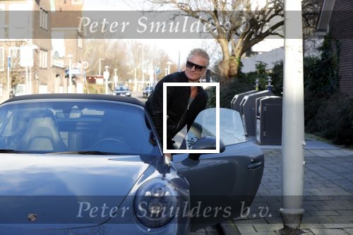Amsterdam 9 januari 2019
Erland Galjaard stapt in zijn porsche 911 cabrio.