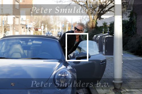 Amsterdam 9 januari 2019
Erland Galjaard stapt in zijn porsche 911 cabrio.
