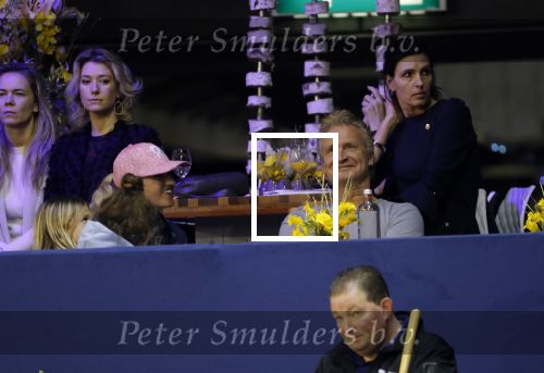 Amsterdam 27 januari 2019
Jumpin Amsterdam met de koninklijke gasten Koning Willem Alexander Prinses Amalia Prinses Irene Prinses Margarita haar man Tjalling ten Cate en hun dochters Julia en Paola. Erland Galjaard met dochter Lizzy v Dijk en Britt Dekker