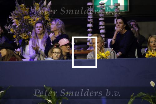 Amsterdam 27 januari 2019
Jumpin Amsterdam met de koninklijke gasten Koning Willem Alexander Prinses Amalia Prinses Irene Prinses Margarita haar man Tjalling ten Cate en hun dochters Julia en Paola. Erland Galjaard met dochter Lizzy v Dijk en Britt Dekker