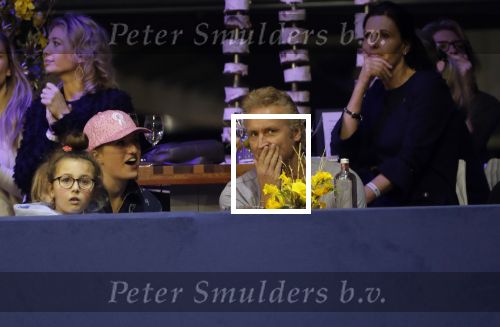 Amsterdam 27 januari 2019
Jumpin Amsterdam met de koninklijke gasten Koning Willem Alexander Prinses Amalia Prinses Irene Prinses Margarita haar man Tjalling ten Cate en hun dochters Julia en Paola. Erland Galjaard met dochter Lizzy v Dijk en Britt Dekker