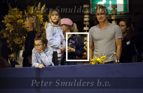 Amsterdam 27 januari 2019
Jumpin Amsterdam met de koninklijke gasten Koning Willem Alexander Prinses Amalia Prinses Irene Prinses Margarita haar man Tjalling ten Cate en hun dochters Julia en Paola. Erland Galjaard met dochter Lizzy v Dijk en Britt Dekker