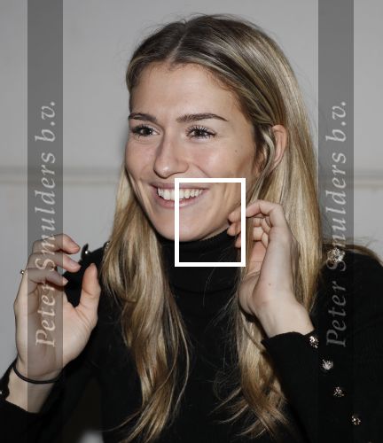 Beverwijk 22 december 2018
Rafael v d Vaart Damian Jesslynn en zijn vriendin Estavana Polman in het winkelcentrum waar Rafael zijn moeder Lolita een winkel heeft . Ze hebben geld opgehaald met veiling voor het ZZF.