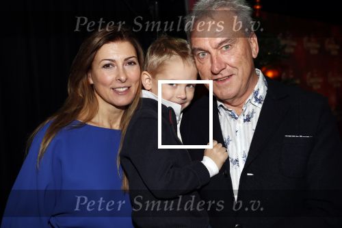 Amsterdam 23 december 2018
Premiere RTL kerstshow in het ziggo dome. euvgenia parakhina met hjaar man Jeroen Jorna en hun zoon