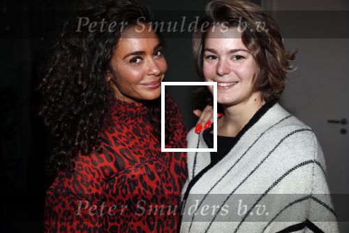 Amsterdam 3 januari 2019
Boekpresentatie Fajah Lourens Fajah kwam met een nieuwe Bentley. Ook haar dochter Irem en zoon Shai kwamen mee.Fajah met haar zus Shanti Schiks