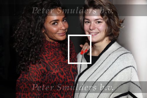 Amsterdam 3 januari 2019
Boekpresentatie Fajah Lourens Fajah kwam met een nieuwe Bentley. Ook haar dochter Irem en zoon Shai kwamen mee.Fajah met haar zus Shanti Schiks