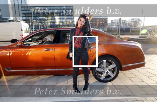 Amsterdam 3 januari 2019
Boekpresentatie Fajah Lourens Fajah kwam met een nieuwe Bentley. Ook haar dochter Irem en zoon Shai kwamen mee.