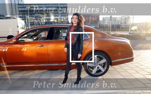 Amsterdam 3 januari 2019
Boekpresentatie Fajah Lourens Fajah kwam met een nieuwe Bentley. Ook haar dochter Irem en zoon Shai kwamen mee.