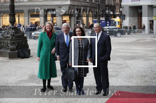 Amsterdam 15 januari 2019
Niieuwjaarsreceptie Koning Willem Alexander en koningin Maxima in paleis op de dam. De burgemeesters van de 4 grote steden komen aan bij het Koninklijk Paleis op de Dam voor de traditionele nieuwjaarsontvangst van de Koning. Vlnr Pauline Krikke, Jan van Zanen, Femke Halsema en Ahmed Aboutaleb