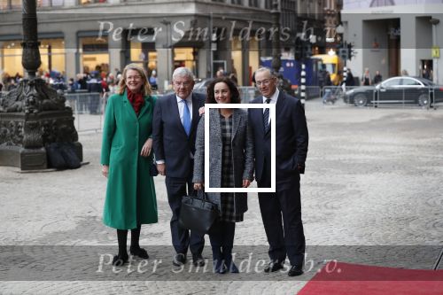 Amsterdam 15 januari 2019
Niieuwjaarsreceptie Koning Willem Alexander en koningin Maxima in paleis op de dam. De burgemeesters van de 4 grote steden komen aan bij het Koninklijk Paleis op de Dam voor de traditionele nieuwjaarsontvangst van de Koning. Vlnr Pauline Krikke, Jan van Zanen, Femke Halsema en Ahmed Aboutaleb