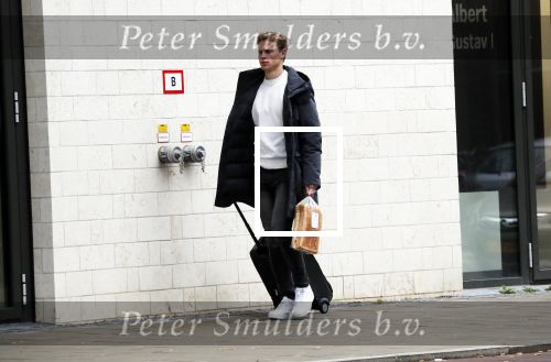 Amsterdam 26 januari 2019
Frenkie de Jong doet boodschappen bij sde Albert Heijn op de zuidas.
