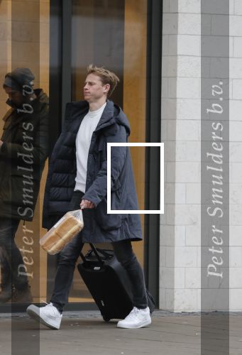Amsterdam 26 januari 2019
Frenkie de Jong doet boodschappen bij sde Albert Heijn op de zuidas.