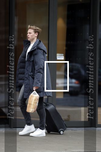 Amsterdam 26 januari 2019
Frenkie de Jong doet boodschappen bij sde Albert Heijn op de zuidas.