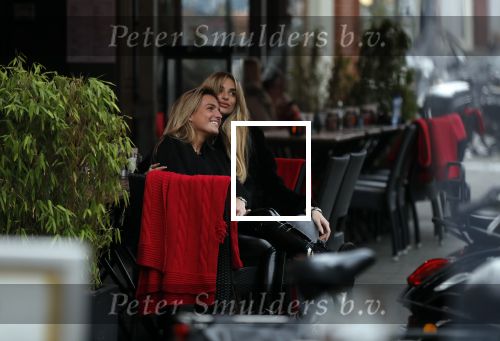 Amsterdam 23 januari 2019
Gaby Blaaser met vriendinnen op de cornelis schuytstraat.