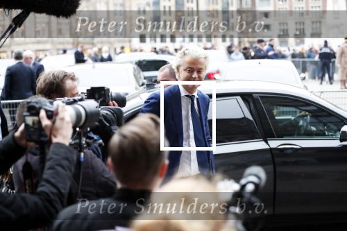 Amsterdam 15 januari 2019
Niieuwjaarsreceptie Koning Willem Alexander en koningin Maxima in paleis op de dam. Geert Wilders met zijn beveiliging