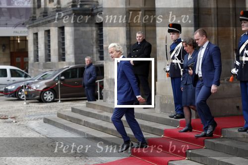Amsterdam 15 januari 2019
Niieuwjaarsreceptie Koning Willem Alexander en koningin Maxima in paleis op de dam. Geert Wilders met zijn beveiliging