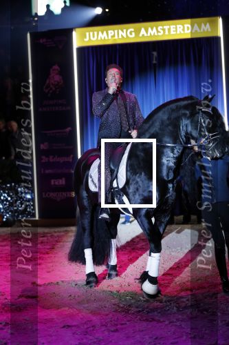 Amsterdam 25 januari 2019
Gerard Joling en Britt Dekker met paard op Jumping Amsterdam.