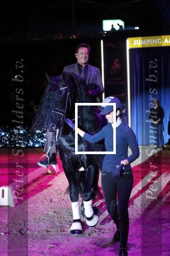 Amsterdam 25 januari 2019
Gerard Joling en Britt Dekker met paard op Jumping Amsterdam.
