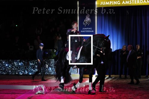 Amsterdam 25 januari 2019
Gerard Joling en Britt Dekker met paard op Jumping Amsterdam.