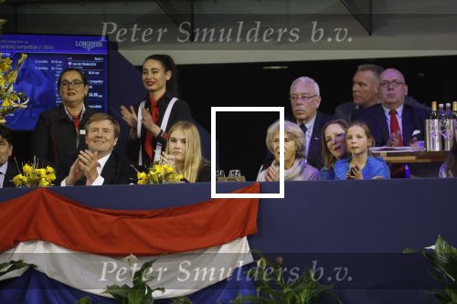 Amsterdam 27 januari 2019
Jumpin Amsterdam met de koninklijke gasten Koning Willem Alexander Prinses Amalia Prinses Irene Prinses Margarita haar man Tjalling ten Cate en hun dochters Julia en Paola.