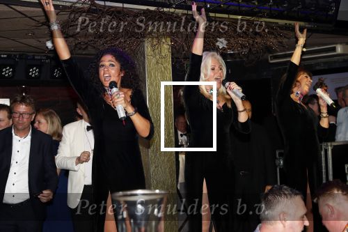 Apeldoorn 13 januari 2019
Het eerste optreden van de nieuwe LUV met Marga Scheide Jose Hoebee en Chimene v Oosterhout.