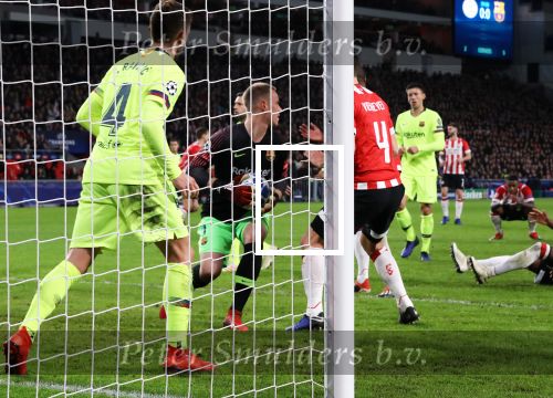 Eindhoven, 28 November 2018
Champions Leaguewedstrijd PSV-FC Barcelona, eindstand 1-2
Marc ter Stegen en Luuk de Jong