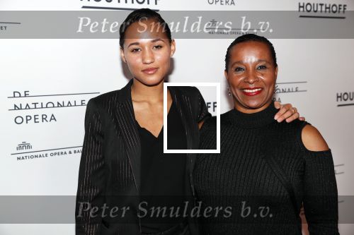 Amsterdam 18 januari 2019
Premiere Nationaal ballet in de stopera. Nelli Cooman met haar dochter Ronell