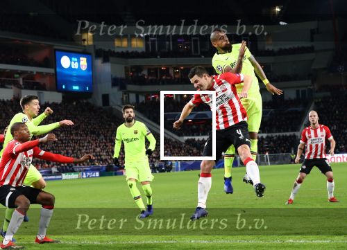 Eindhoven, 28 November 2018
Champions Leaguewedstrijd PSV-FC Barcelona, eindstand 1-2
Nick Viergever en Arturo Vidal