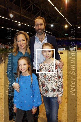 Amsterdam 27 januari 2019
Jumpin Amsterdam met de koninklijke gasten Koning Willem Alexander Prinses Amalia Prinses Irene Prinses Margarita haar man Tjalling ten Cate en hun dochters Julia en Paola.