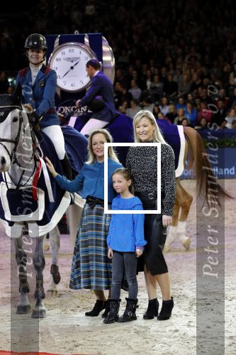 Amsterdam 27 januari 2019
Jumpin Amsterdam met de koninklijke gasten Koning Willem Alexander Prinses Amalia Prinses Irene Prinses Margarita haar man Tjalling ten Cate en hun dochters Julia en Paola.