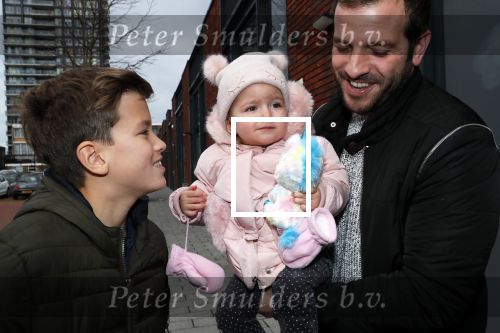 Beverwijk 22 december 2018
Rafael v d Vaart Damian Jesslynn en zijn vriendin Estavana Polman in het winkelcentrum waar Rafael zijn moeder Lolita een winkel heeft . Ze hebben geld opgehaald met veiling voor het ZZF.