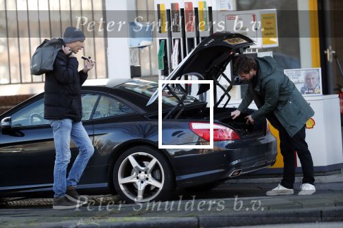 Amsterdam 9 januari 2019
Robert Jensen en (een) vriend in zijn mercedes 500 SL Cabrio.