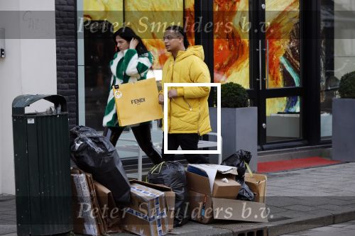 Amsterdam 29 januari 2019
Ronnie Flex en zijn vriendin Famke Louise op de pc hooftstraat.