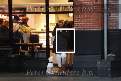 Amsterdam 12 januari 2019
Saskia Noort gaat met haar hondje naar slagerij v Dam.