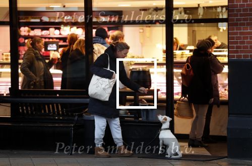 Amsterdam 12 januari 2019
Saskia Noort gaat met haar hondje naar slagerij v Dam.