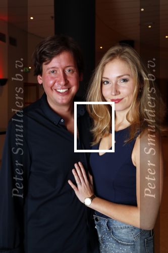 Zeist 23 december 2018
Hans Wendy Steven Osacr en Renzo Kazan met hun vrouwen en kinderen in het Fyji Hotel. Steven en zijn vrouw Jamie.