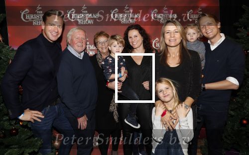 Amsterdam 23 december 2018
Premiere RTL kerstshow in het ziggo dome. Sven Sauve met familie.