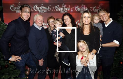 Amsterdam 23 december 2018
Premiere RTL kerstshow in het ziggo dome. Sven Sauve met familie.
