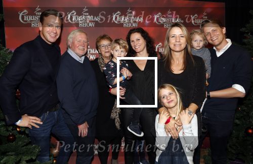 Amsterdam 23 december 2018
Premiere RTL kerstshow in het ziggo dome. Sven Sauve met familie.