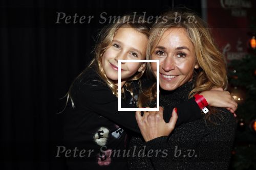 Amsterdam 23 december 2018
Premiere RTL kerstshow in het ziggo dome. Wendy v Dijk kwam met dochter Lizzy haar moeder Tiny en â€¦