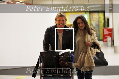 Schiphol 19 januari 2019
Youri Mulder met zijn nieuwe vriendin Lynn Schippers op schiphol.