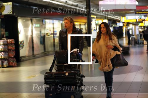 Schiphol 19 januari 2019
Youri Mulder met zijn nieuwe vriendin Lynn Schippers op schiphol.