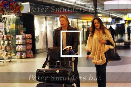 Schiphol 19 januari 2019
Youri Mulder met zijn nieuwe vriendin Lynn Schippers op schiphol.