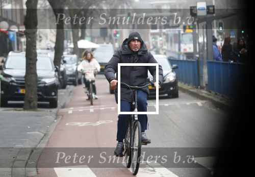 Amsterdam 21 januari 2020
Oud bokser Alex Blanchard op de fiets in Amsterdam zuid.
