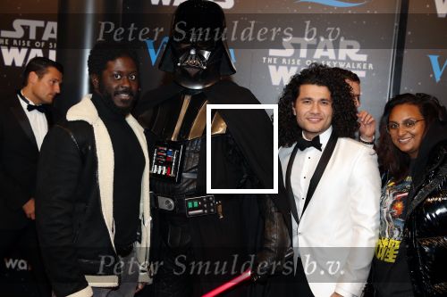 Amsterdam 17 december 2019
Premiere Starwars in het Amsterdam theater. Andre Dongelmans en Alkan Goklu