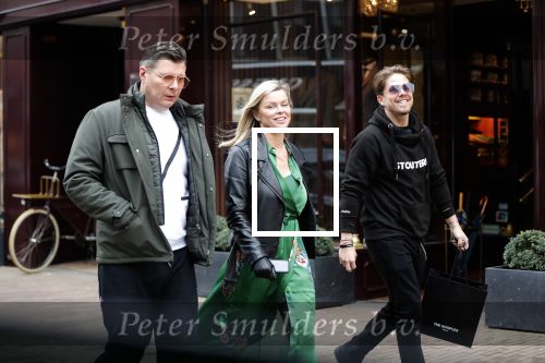 Amsterdam 21 januari 2020
Andre Hazes met zijn vriendin Bridget Maasland en haar broer op de pc hooftstraat. Andre viert vandaag zijn 26e verjaardag.