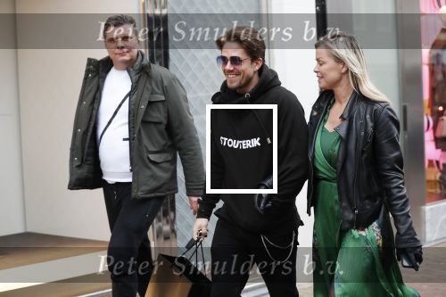 Amsterdam 21 januari 2020
Andre Hazes met zijn vriendin Bridget Maasland en haar broer op de pc hooftstraat. Andre viert vandaag zijn 26e verjaardag.