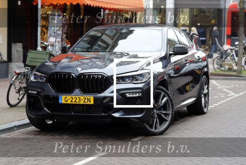 Amsterdam 21 januari 2020
Andre Hazes met zijn vriendin Bridget Maasland en haar broer op de pc hooftstraat. Andre viert vandaag zijn 26e verjaardag. Andre zijn nieuwe auto BMW X6 M